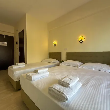 Celeste Blu Suites&rooms * Paralía